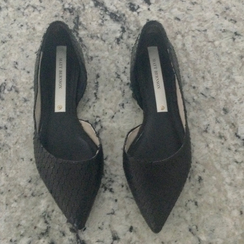 MATT BERNSON IMMACULATE CONDITION FLATS.